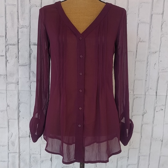 Wet Seal Tops - Wet Seal V-Neck Button Front Long Sleeve Tunic - S